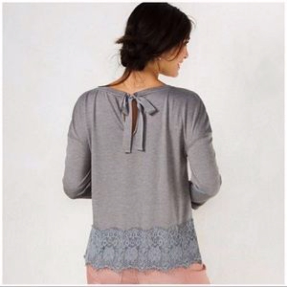 DISNEY Snow White by Lauren Conrad Graphic Top L - Picture 3 of 6